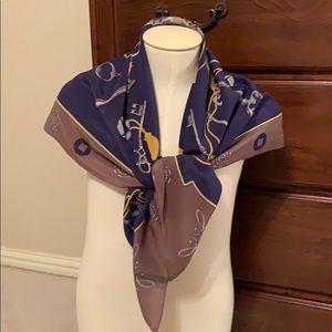 Chase Scarf